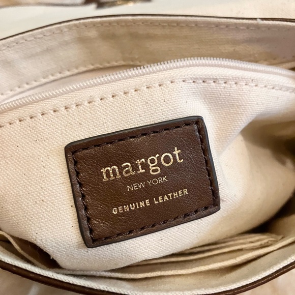 Margot Parker Turn Key Genuine Leather Crossbody Bag in Cognac. - Picture 11 of 13